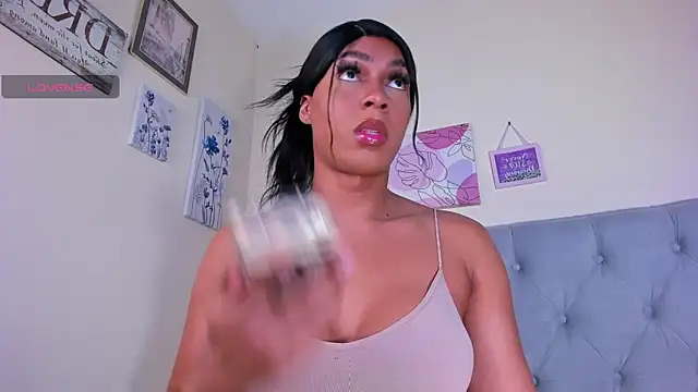 alyssa dessire online show from March 2026 09:51:01 PM