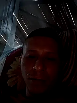 Somospareja1987 online show from October 2025 11:55:01 AM