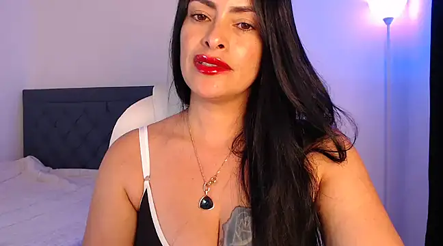 Snapshot of susana07 chatting on February 2025 01:11:02 PM susana07 online show from February 2025 01:11:02 PM