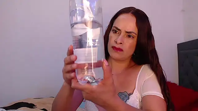 Snapshot of susana07 chatting on October 2025 07:47:01 PM susana07 online show from October 2025 07:47:01 PM