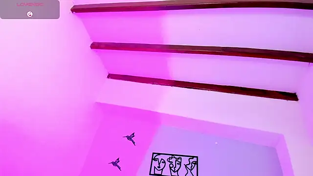 Laura Torres18 online show from February 2026 08:52:01 PM