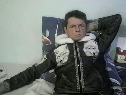 czarek888 online show from January 2026 06:33:02 PM