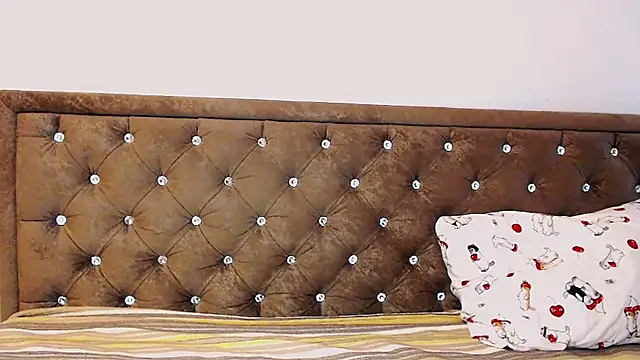 Snapshot of Sara4uu chatting on November 2025 07:22:01 AM Sara4uu online show from November 2025 07:22:01 AM