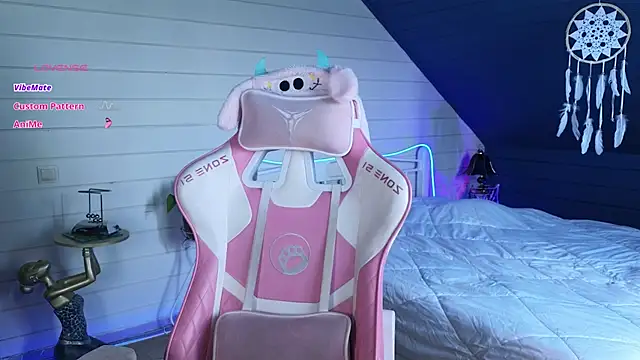 Evie Ro online show from July 2026 09:22:01 AM