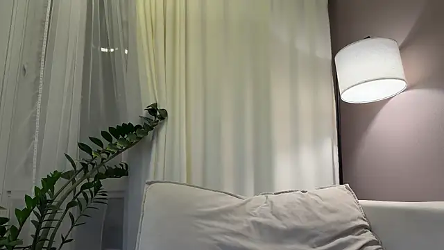 mommy nadin online show from October 2025 07:01:02 PM