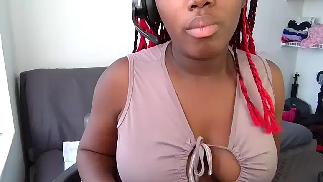 Snapshot of Ashaichious chatting on January 2025 09:11:02 PM Ashaichious online show from January 2025 09:11:02 PM