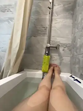 Lis Kollen online show from December 2025 06:42:02 AM