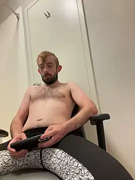 afTerparTycloudz online show from February 2025 02:19:02 AM