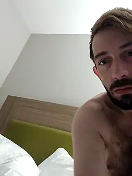 afTerparTycloudz online show from October 2025 02:56:02 AM