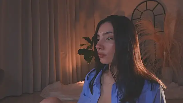 AmyArmstrong online show from October 2025 01:00:02 AM