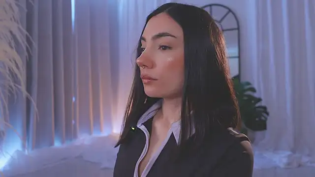 AmyArmstrong online show from November 2025 02:50:01 PM