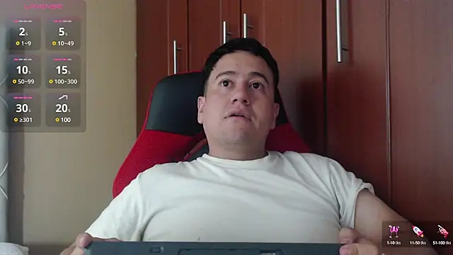 Snapshot of oliver_price1 chatting on January 2025 11:24:01 PM oliver price1 online show from January 2025 11:24:01 PM