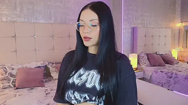 Baby Venuss online show from February 2025 03:34:02 AM