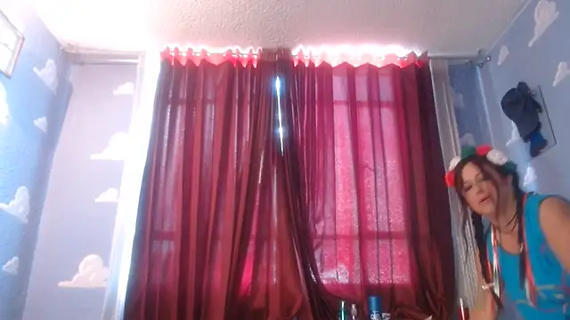 Snapshot of valeriapinter chatting on June 2026 02:32:01 PM valeriapinter online show from June 2026 02:32:01 PM