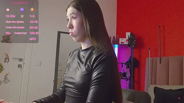 SweetySonya online show from April 2026 01:44:01 AM