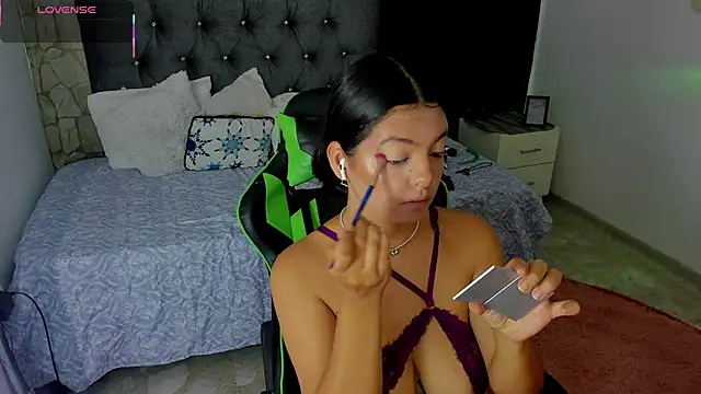 susan smith18 online show from September 2025 01:01:01 PM