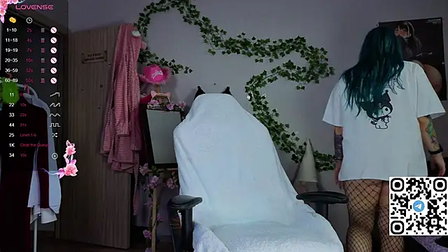 Silvia Santorskii online show from November 2025 08:47:02 AM