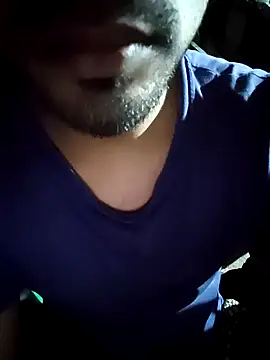 Snapshot of Kolkata___Boy chatting on December 2024 05:33:02 PM Kolkata Boy online show from December 2024 05:33:02 PM