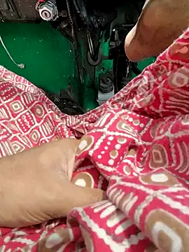 Snapshot of Kolkata___Boy chatting on September 2025 04:44:01 AM Kolkata Boy online show from September 2025 04:44:01 AM