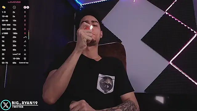 bigryann23 online show from February 2026 08:12:02 PM